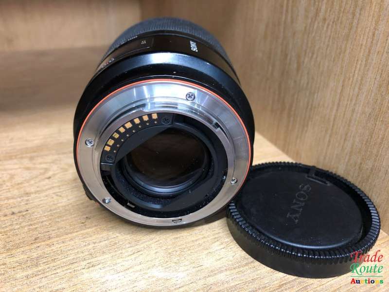 Sony 100mm f/2.8 Macro Lens - A Mount