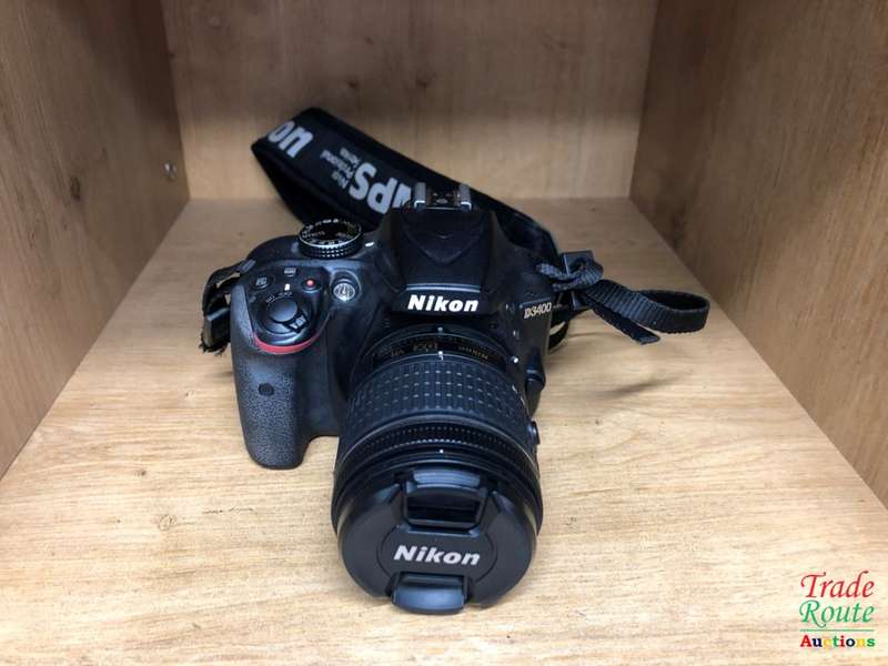 Nikon D3400 24.2 MP CMOS Digital SLR Camera body + Nikon AF-P 18-55 VR Lens Kit