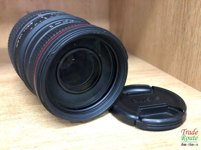 SIGMA APO DG 70-300mm Telephoto Zoom Lens for SONY DSLR A MOUNT Cameras