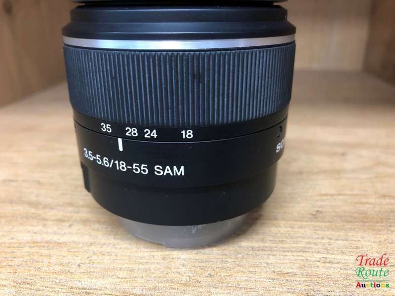 Sony 18-55mm f/3.5-5.6 SAM DT Standard Zoom Lens