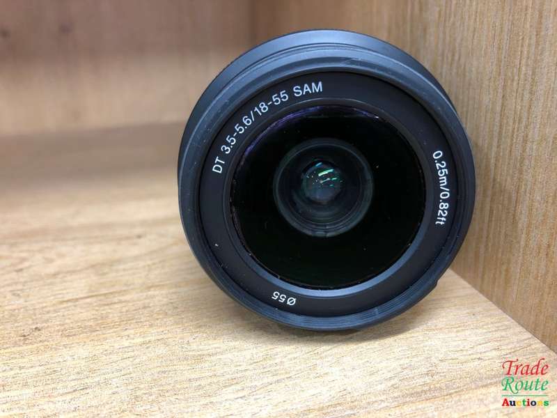 Sony 18-55mm f/3.5-5.6 SAM DT Standard Zoom Lens
