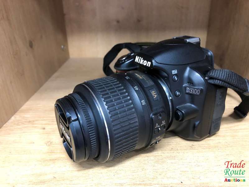 NIKON D3100 DSLR Camera Kit with Nikon 18-55 VR Lens *** BARGAINS ***