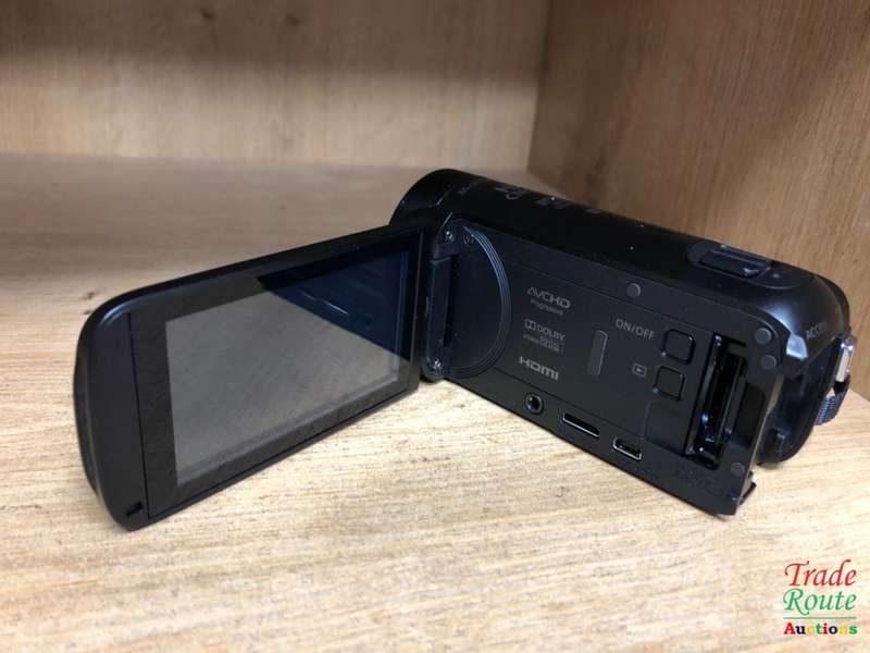 Canon LEGRIA HF R86 3.28MP, 32x Optical Zoom Camcorder