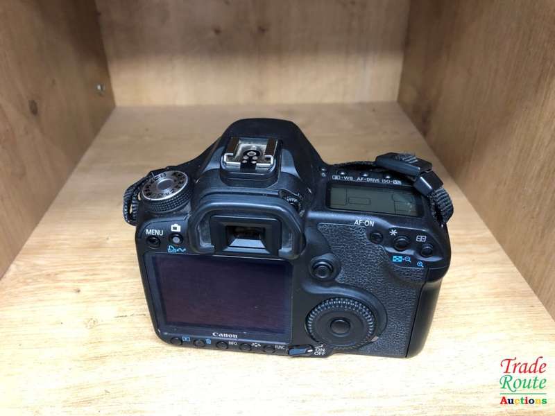 Canon EOS 50D SLR Digital Camera (Camera Body)