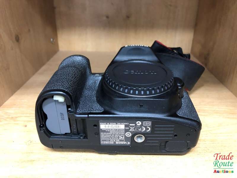 Canon EOS 50D SLR Digital Camera (Camera Body)