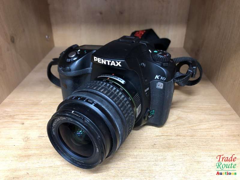 Pentax K10D Digital SLR Camera with 18-55 Lens Kit