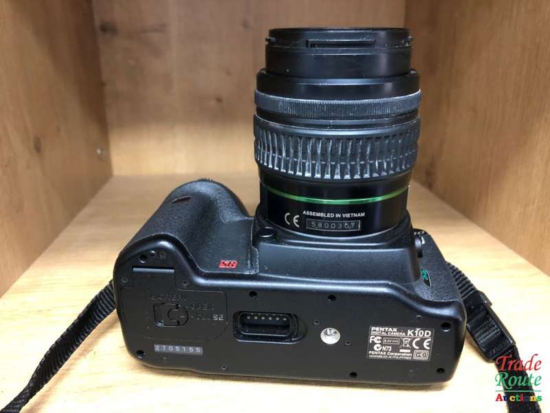 Pentax K10D Digital SLR Camera with 18-55 Lens Kit