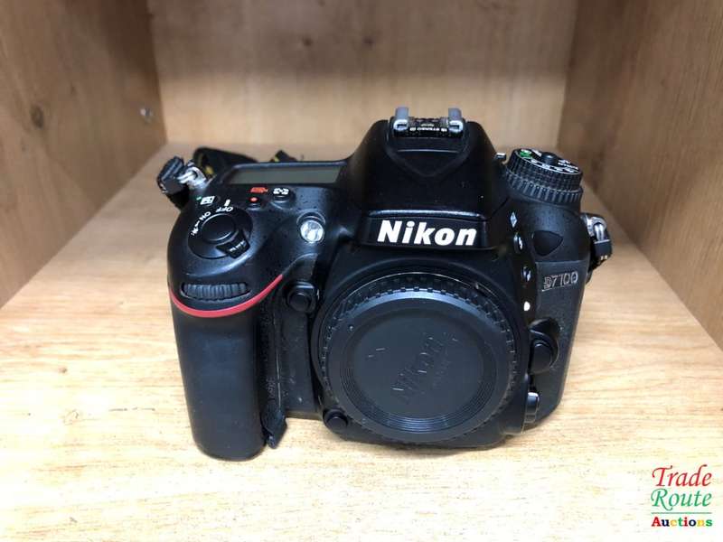 Nikon D7100 DSLR Camera (Body Only) [ 24.1 Megapixels ] Professional Camera Body