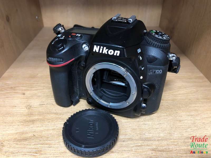 Nikon D7100 DSLR Camera (Body Only) [ 24.1 Megapixels ] Professional Camera Body