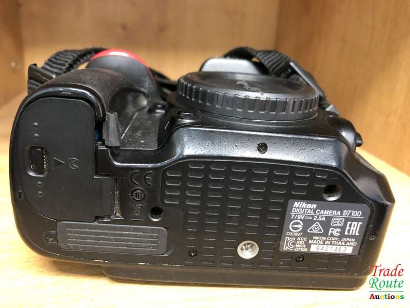 Nikon D7100 DSLR Camera (Body Only) [ 24.1 Megapixels ] Professional Camera Body