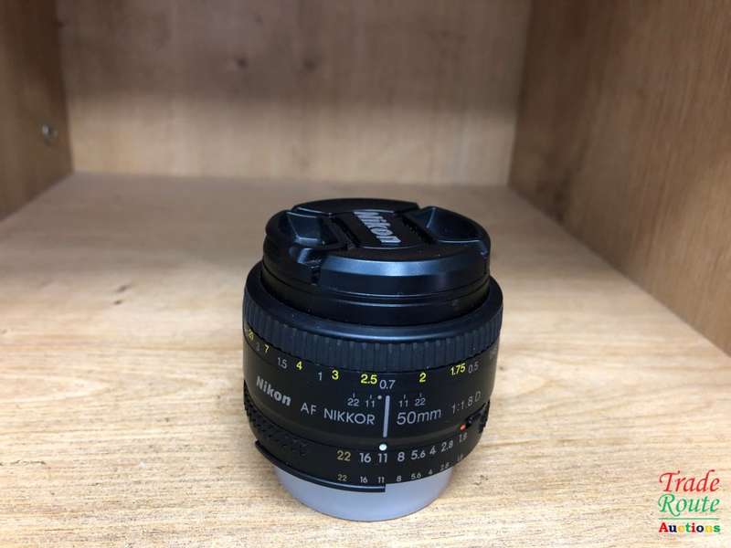 Nikon AF Nikkor 50mm f/1.8D Lens for NIKON Cameras