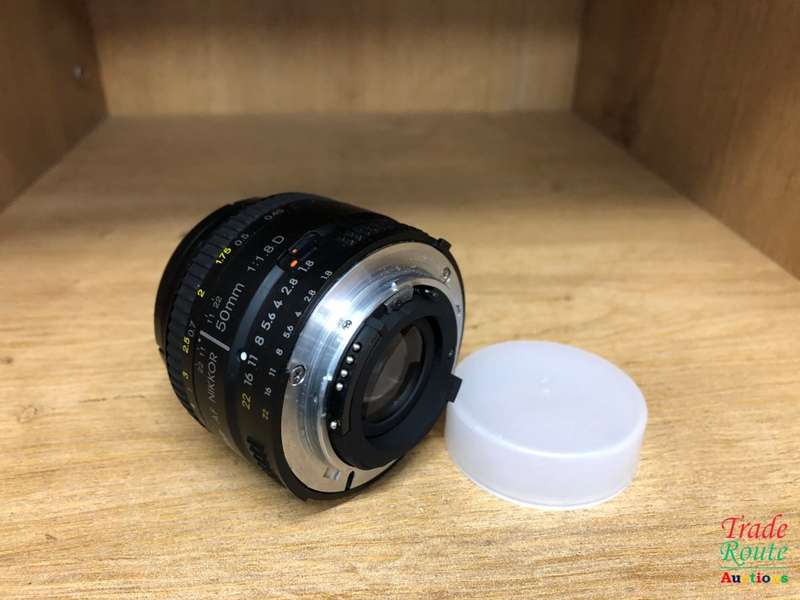 Nikon AF Nikkor 50mm f/1.8D Lens for NIKON Cameras