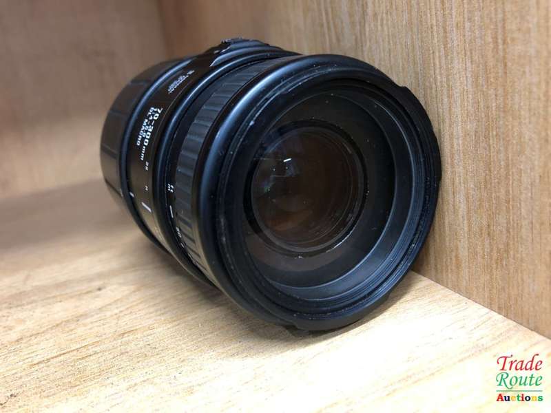 Sigma 70-300mm 4-5.6 DL Macro Lens for Pentax