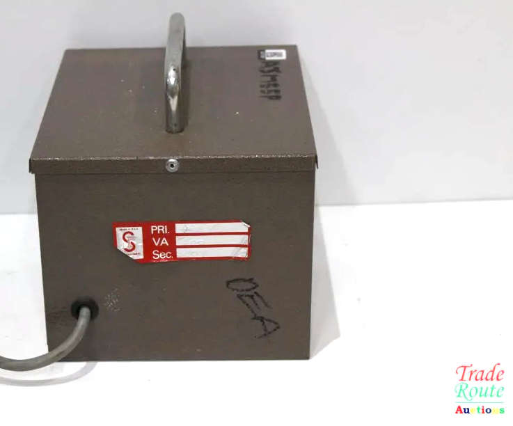 STEP DOWN 220V TO 110V TRANSFORMER