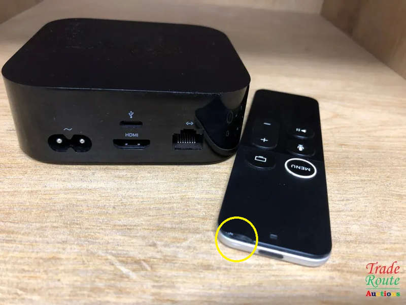 Apple TV (4th Generation) 32GB - A1625 - Remote Chipped