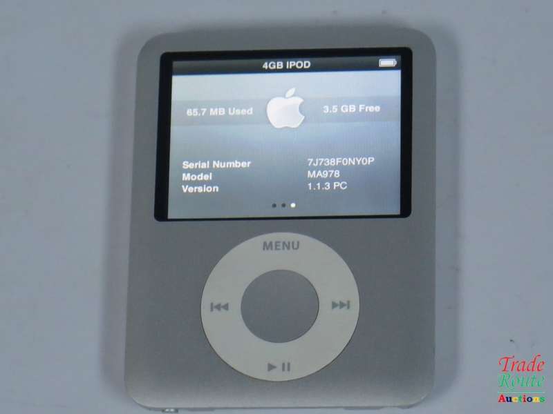 Apple iPod Nano | Silver | 4GB | 3rd Generation | MA978