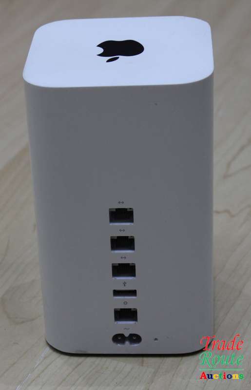 FAULTY ? SOLD FOR SPARES - Apple AirPort Extreme Base Station (A1521) - WiFi access point and router