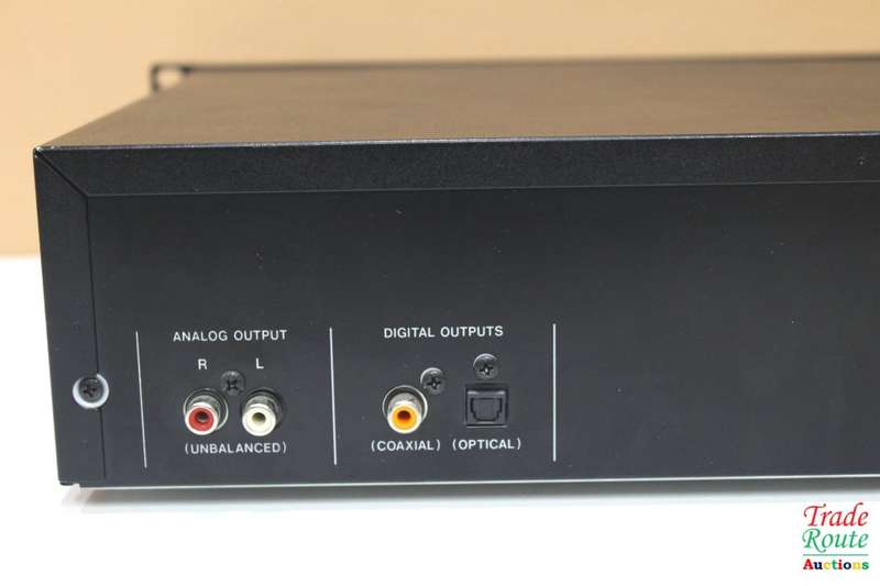 Tascam CD-200BT Rackmount CD Player With Bluetooth Receiver