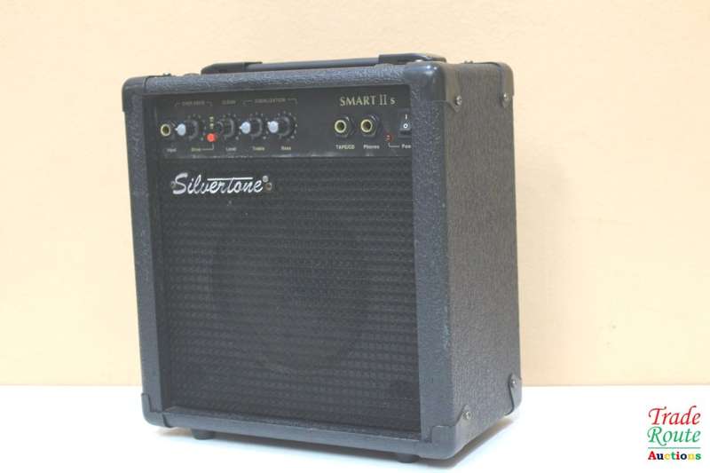 Silvertone Smart II s Portable Practice Guitar Amplifier