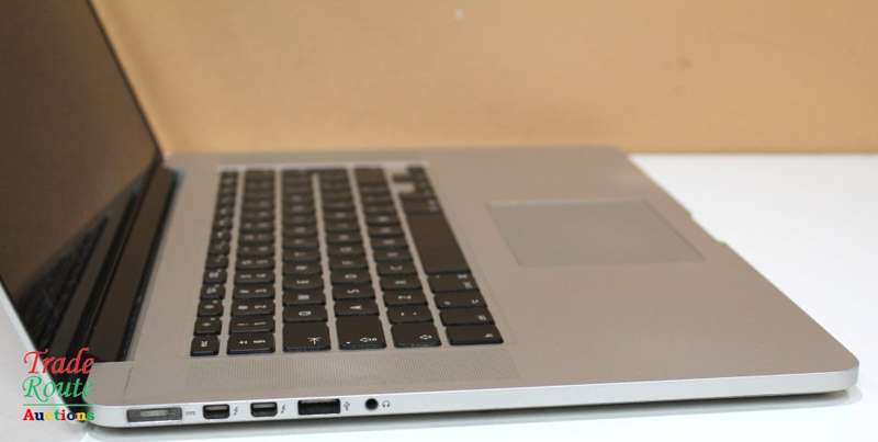 Apple MacBook Pro 15 inch Retina Display | Core i7 2.6GHz | 8GB RAM | 512GB SSD