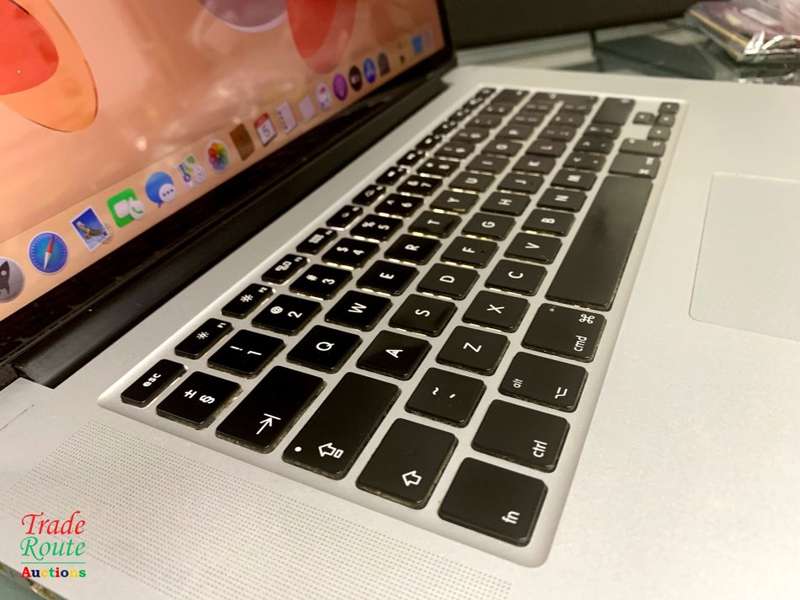 Apple MacBook Pro 15 inch Retina Display | Core i7 2.6GHz | 8GB RAM | 512GB SSD