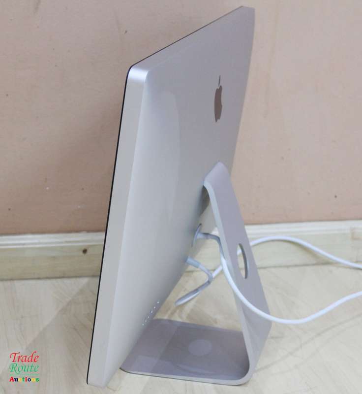 Apple LED 27-Inch Thunderbolt Cinema Display Monitor A1407