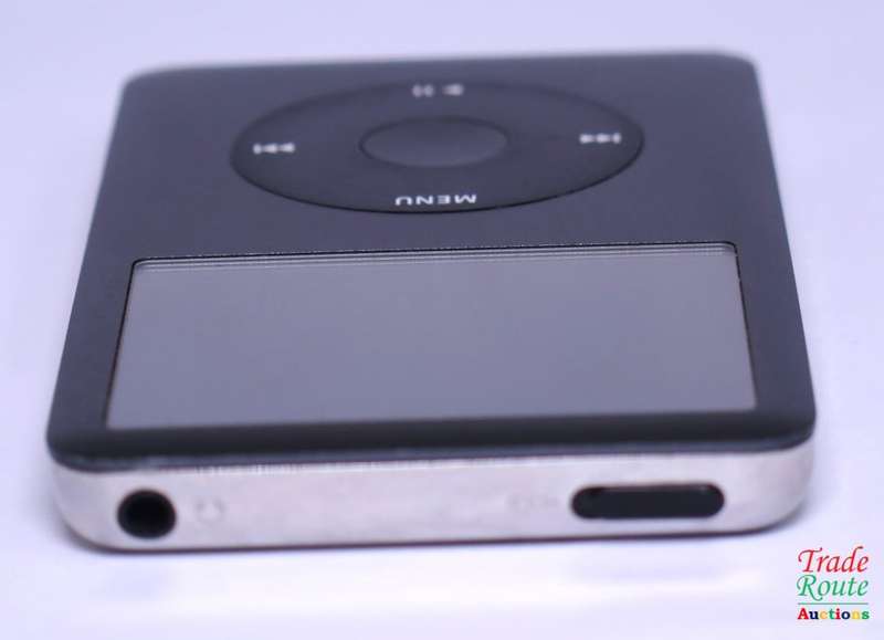 Apple IPod Classic 160GB [ MC297 ] *** 7th Generation **** IPOD 160GB BLACK 2.5" LCD Screen