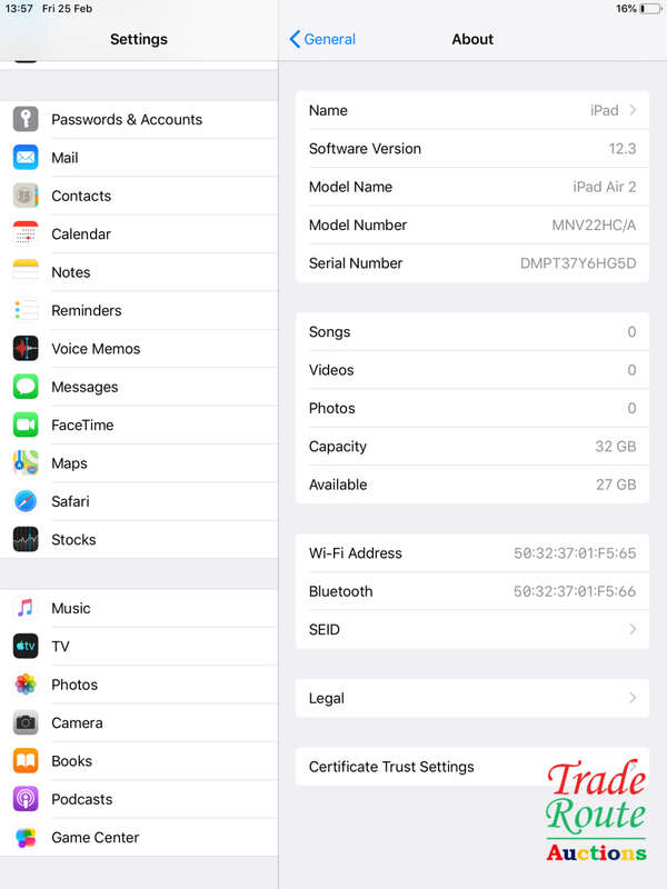 IPAD AIR 2 | MNV22HC/A | 32GB | WiFi | SPACE GREY  **  RETINA DISPLAY  **