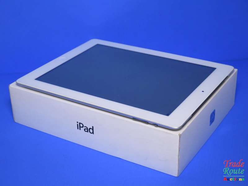 IPAD 4 FOR SPARES OR REPAIR - Activaction lock - IPAD4 A1460