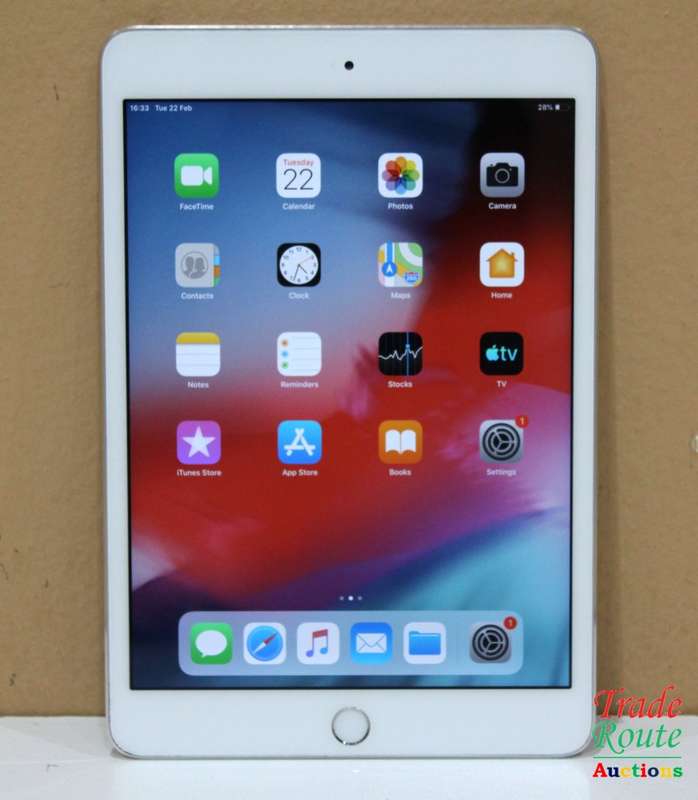 Apple iPad Mini 3 Wi-Fi 16GB White MGNv2HC/A A1599 - TouchScreen Tablet