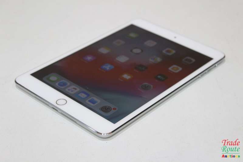 Apple iPad Mini 3 Wi-Fi 16GB White MGNv2HC/A A1599 - TouchScreen Tablet