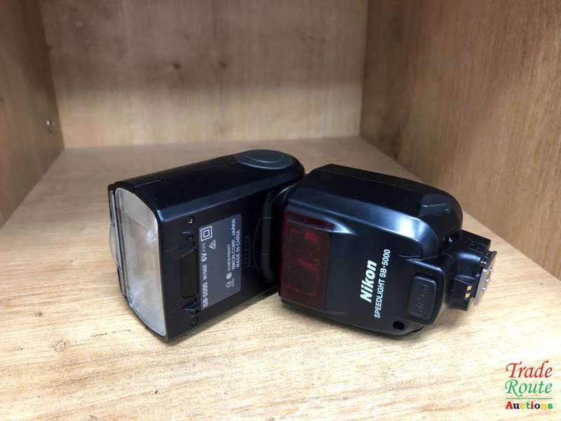 Nikon SB-5000 AF Speedlight Flash for Nikon DSLR Cameras