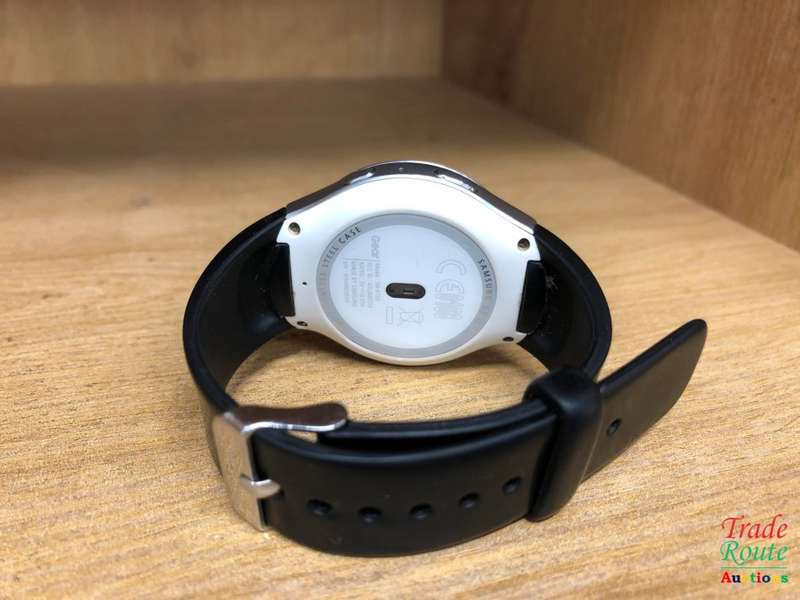 Samsung Gear S2 SMARTWATCH - SM-R720 Watch