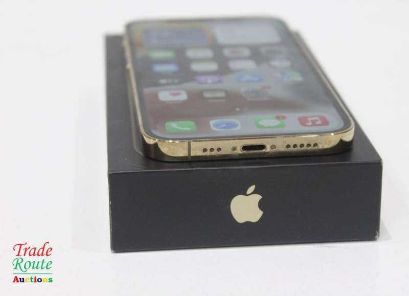APPLE IPHONE 12 PRO GOLD 128GB BOXED + SLEEVE - MINT CONDITION A2407