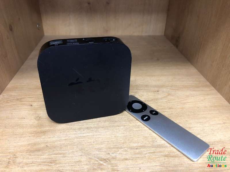 Apple TV  | 3rd Gen | A1469  - with Remote