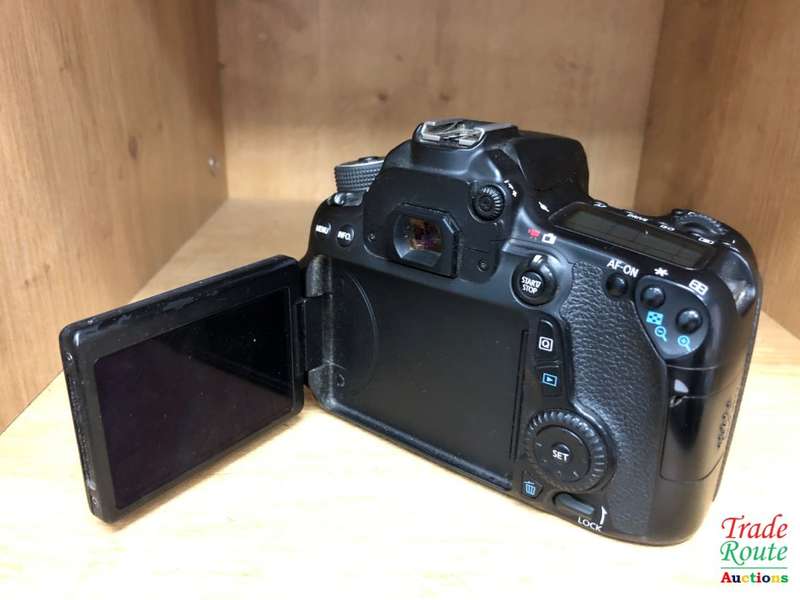 Canon EOS 70D DSLR CAMERA BODY *** 20.2 MP FULL HD