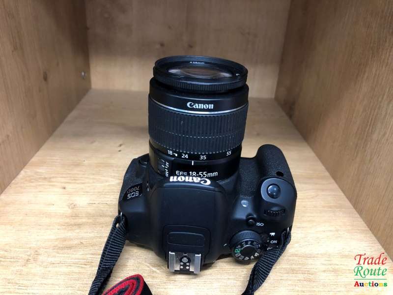 Canon EOS 700D DIGITAL SLR CAMERA KIT WITH 18-55MM iii LENS | 18.0 MP FULL HD