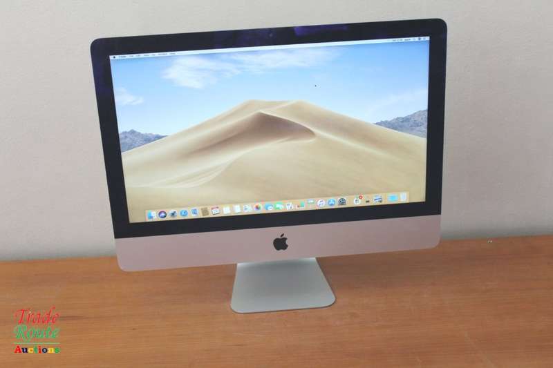 2017 Apple iMAC * ULTRASLIM  * All In One Desktop * Very Stylish