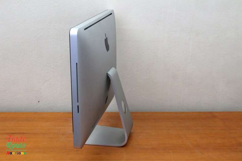 Apple Imac | 21.5 Inch | Core I5  * Amd Radeon Hd Graphics * All in one COMPUTER