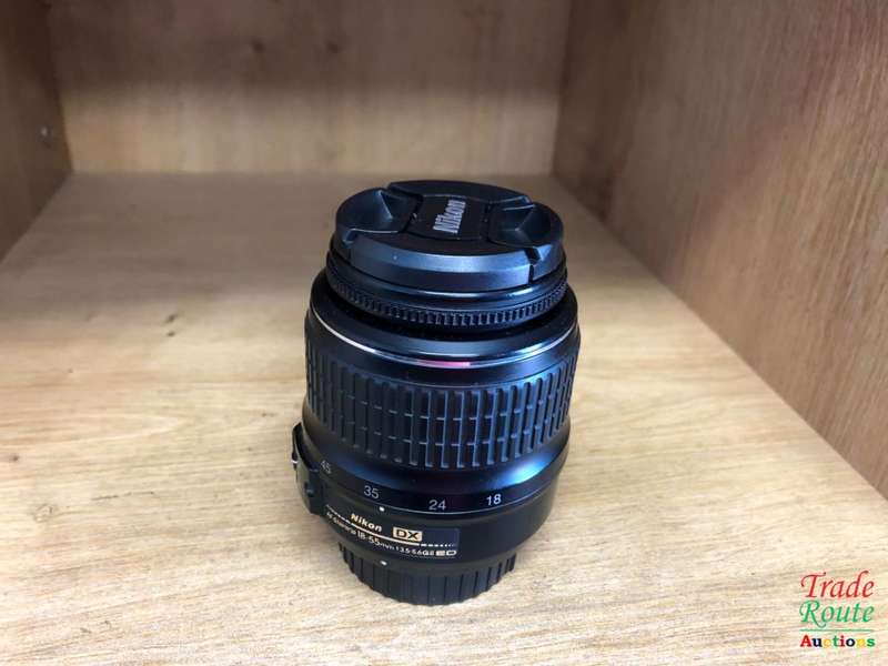 Nikon AF-S DX Zoom-NIKKOR 18-55mm f/3.5-5.6G ED II Lens