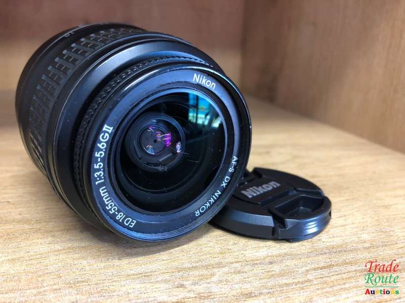 Nikon AF-S DX Zoom-NIKKOR 18-55mm f/3.5-5.6G ED II Lens