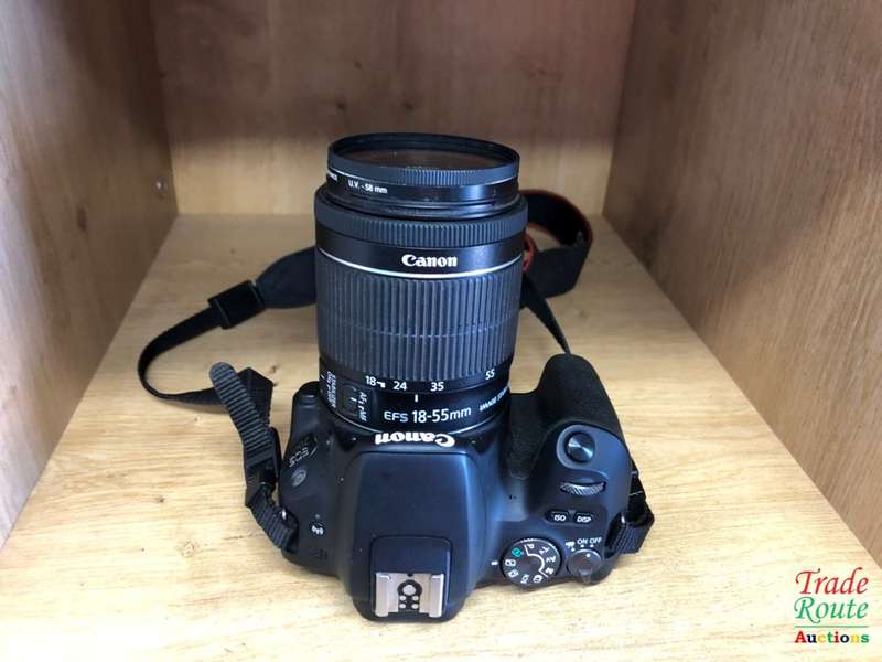 Canon EOS 200D DSLR Camera - 24.2MP - DIGIC 7 - with Canon 18-55 IS STM Lens kit
