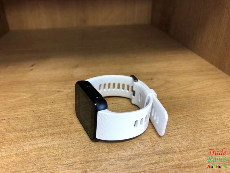 Garmin Forerunner 35 Fitness Watch - IN  BOX