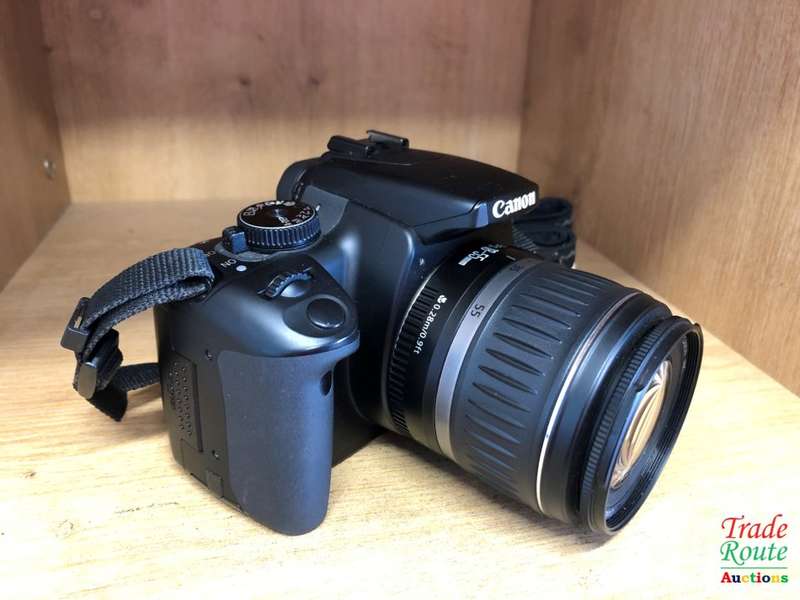 Canon EOS 400D DigitalSLR camera 10.1 Megapixels + Canon EFS 18-55mm Lens