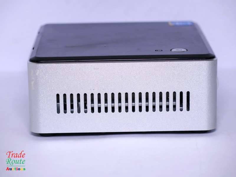 Intel NUC Mini-PC NUC5i3RYH | CORE i3 5010U 2.1GHz | 4GB RAM | 500GB HDD DESKTOP PC