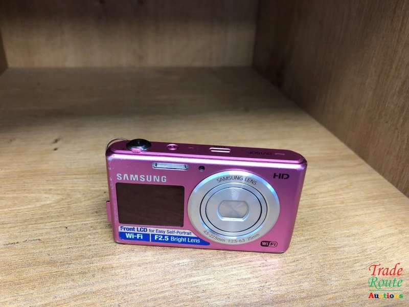 Samsung DV150F 16.2MP Smart WiFi Digital Camera with 5x Optical Zoom & 2.7" / 1.48" front LCD