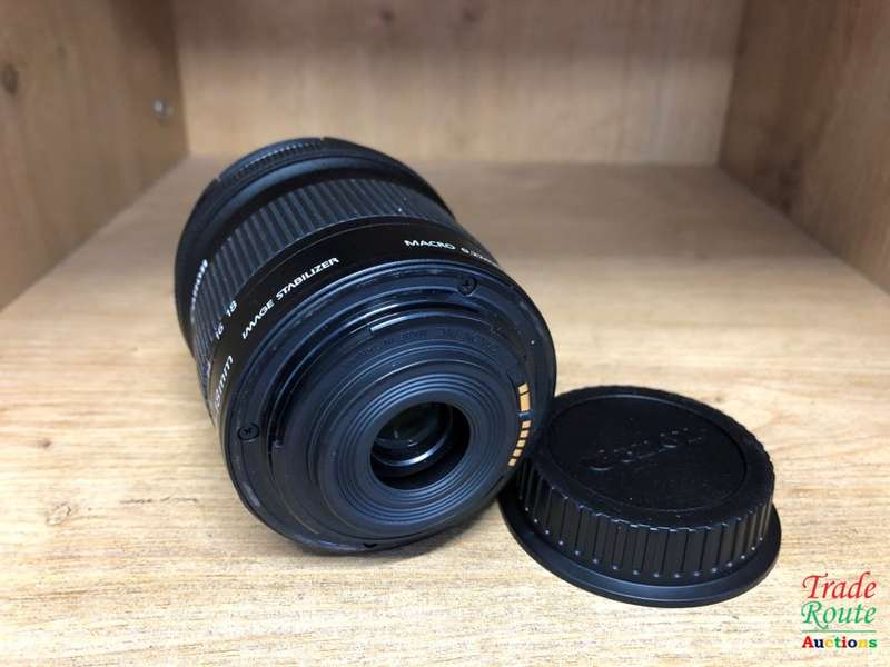 Canon EF-S 10-18mm f/4.5-5.6 IS (Image Stabilizer) STM Zoom Lens for Canon DSLR Cameras