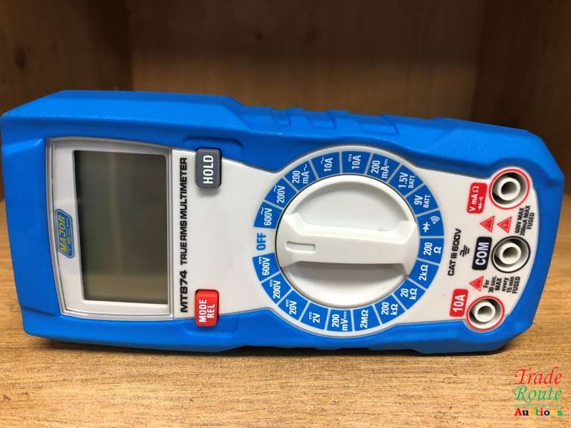 Major Tech True RMS 600V AC/DC Multimeter (MT874) [ Test Probes missing ]
