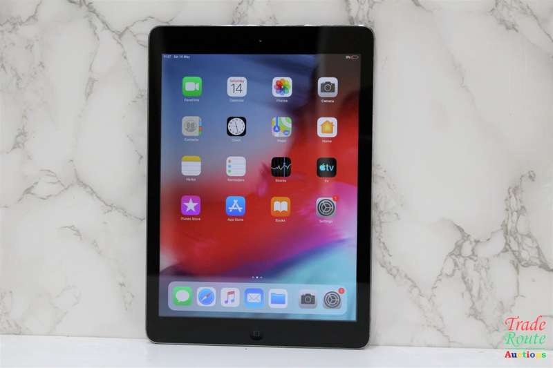 IPAD AIR 16GB ***  RETINA DISPLAY  ***