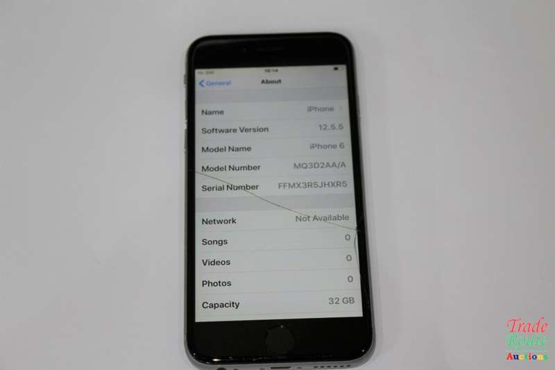 APPLE IPHONE 6 | A1586 | MQ3D2AA/A| 32GB [ cracked outer glass - phone works ]